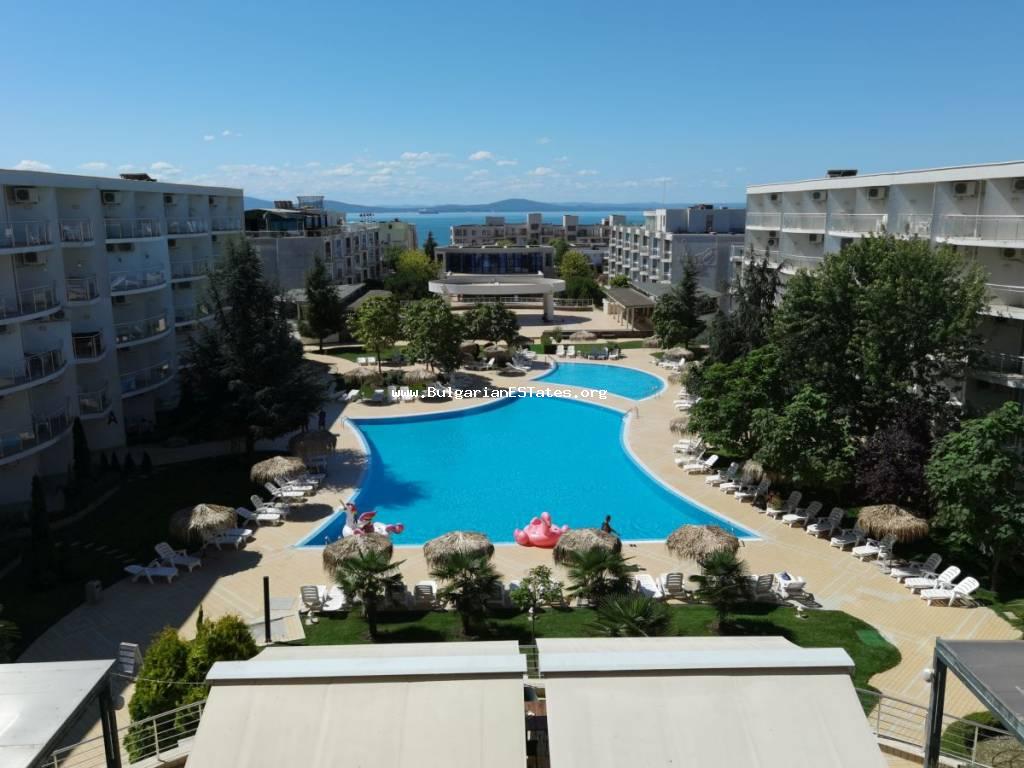 Ein Apartment mit zwei Schlafzimmern und Meerblick zum Verkauf in Bulgarien, nur 150 m vom Strand in Sarafovo, Burgas entfernt.