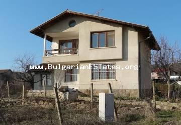 Wir verkaufen ein zweistöckiges Haus mit Meerblick in Saint Vlas Resort, Bulgarien zu einem TOP Preis!