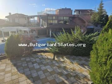 Immobilie zum Verkauf in Bulgarien ! Neues Haus mit drei Schlafzimmern in einem Komplex mit Swimmingpools, Fitness, SPA-Center, nur 3 km vom Sonnenstrand Resort entfernt, Bulgarien!