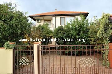 Kaufen Sie ein neues und komplett eingerichtetes Haus auf zwei Etagen in Kamenar (Stadt Pomorie), 6 km vom Meer entfernt, Bulgarien!